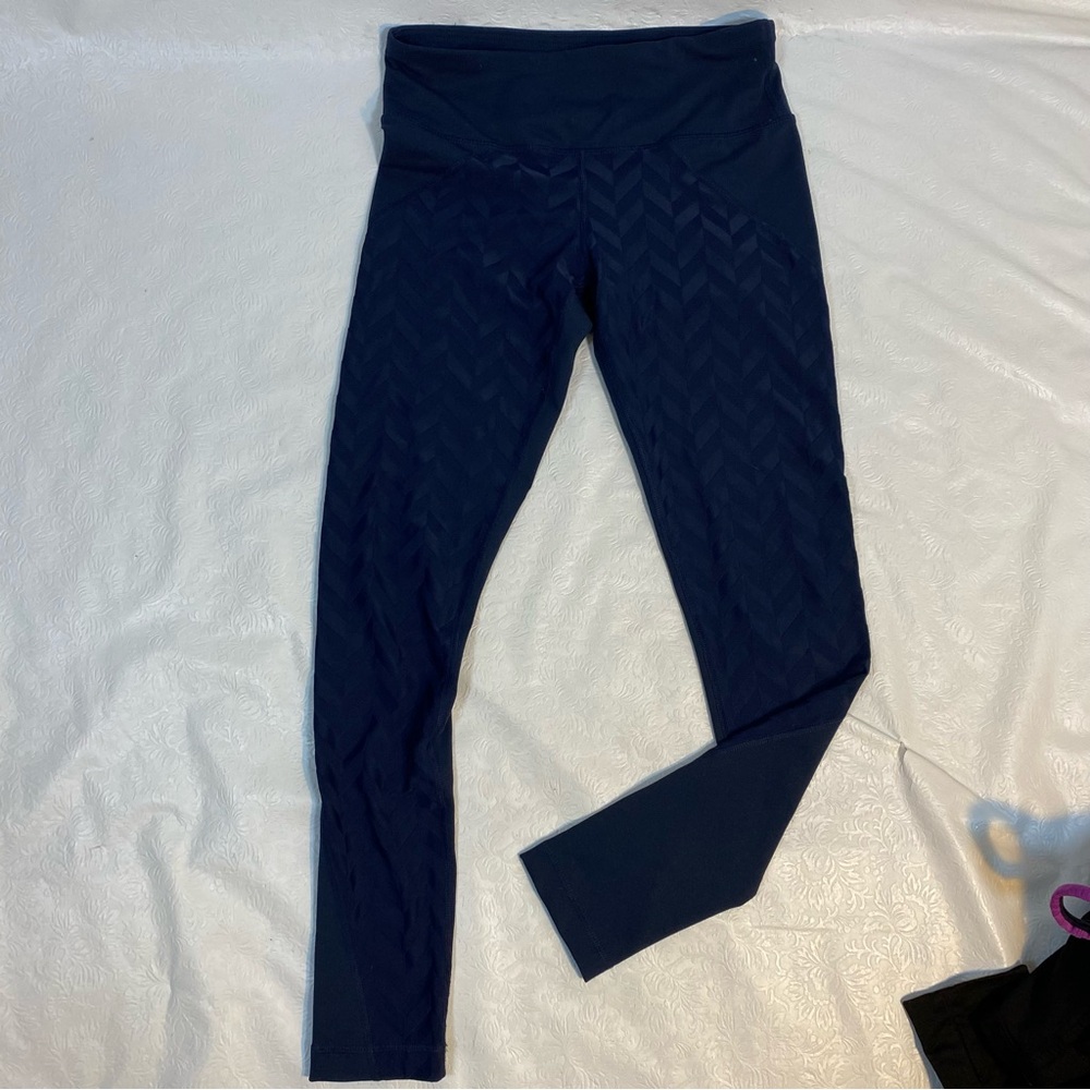 Workout Bundle Sz Small - Picture 2 of 13